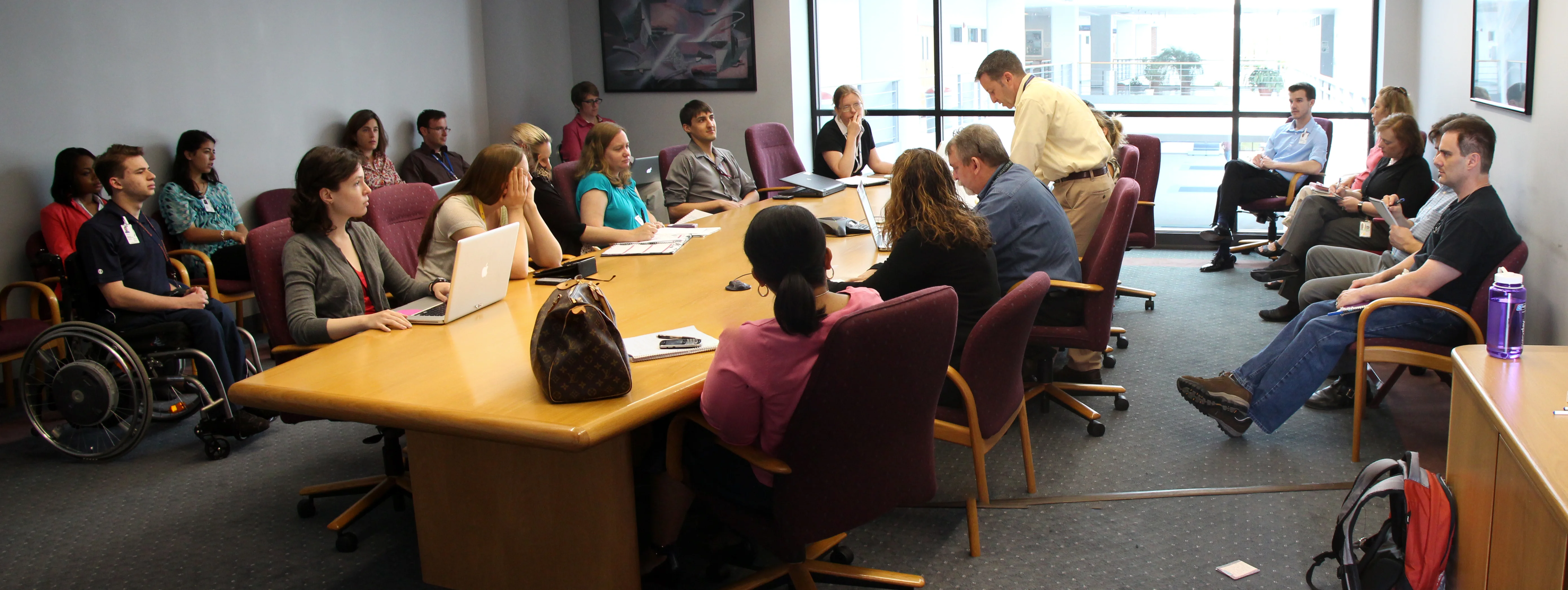 Linux Sets Rules for Coding Agents: Humans Sign, AI Assists